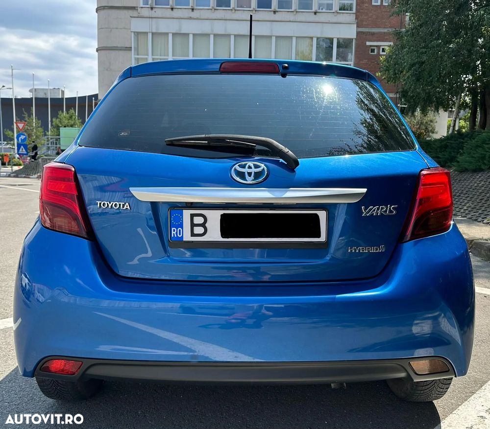 Toyota Yaris - 4
