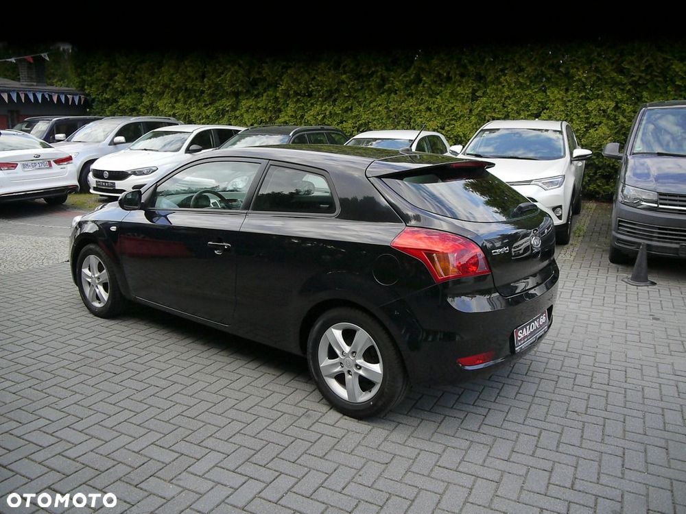 Kia ProCeed 1.4 Comfort - 13