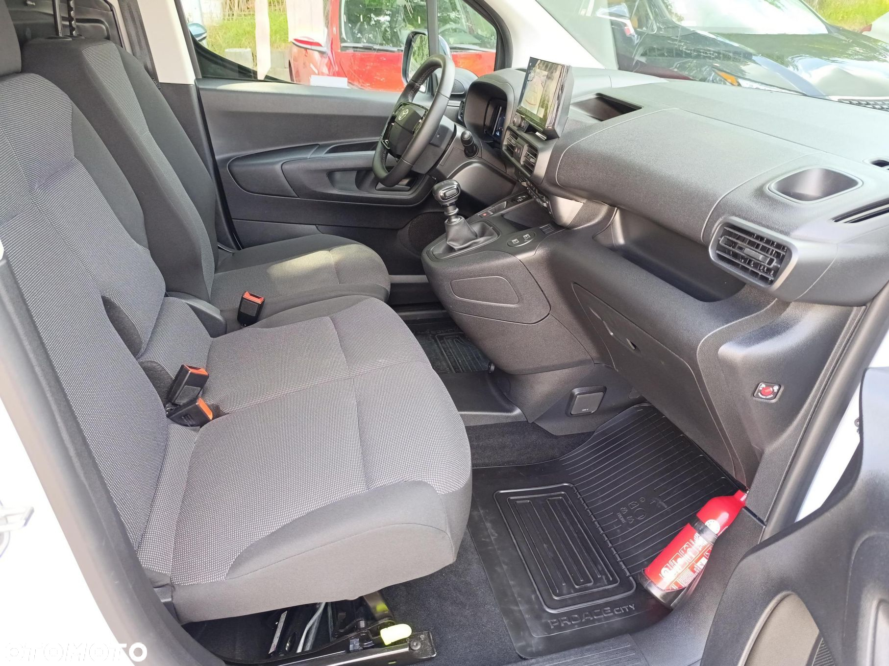 Toyota PROACE CITY - 10