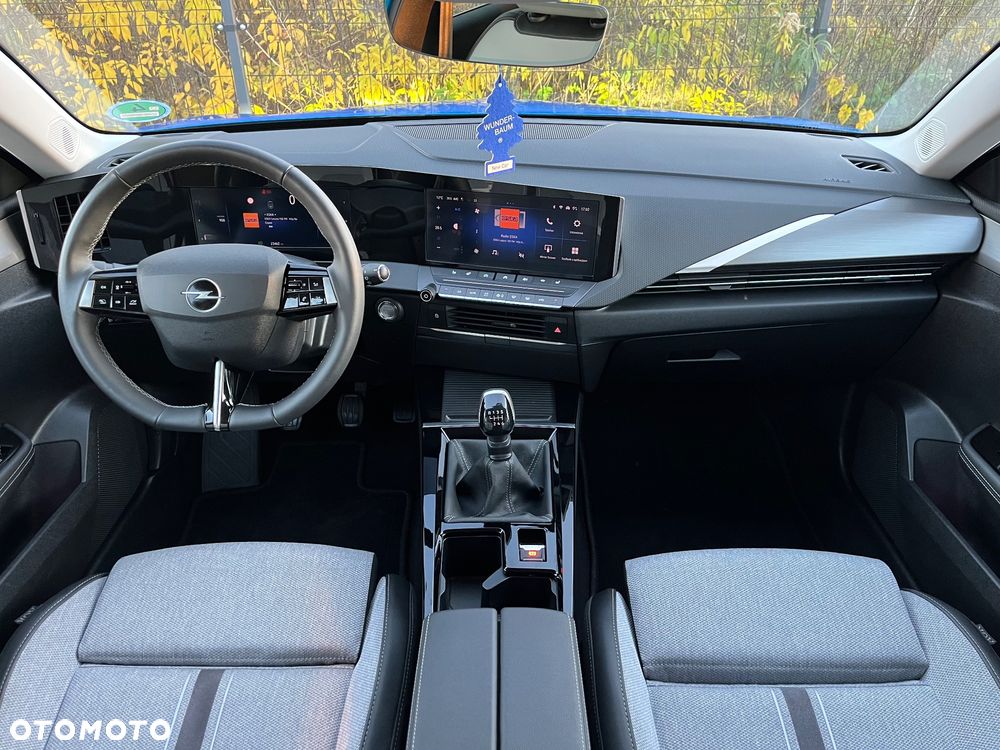 Opel Astra 1.2 Turbo Business Edition - 18