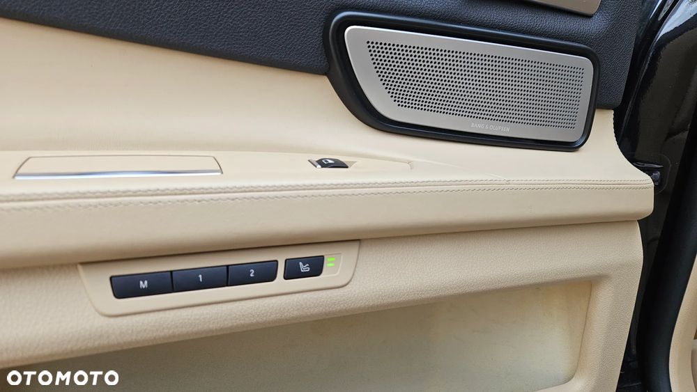 BMW Seria 7 750Ld xDrive - 29