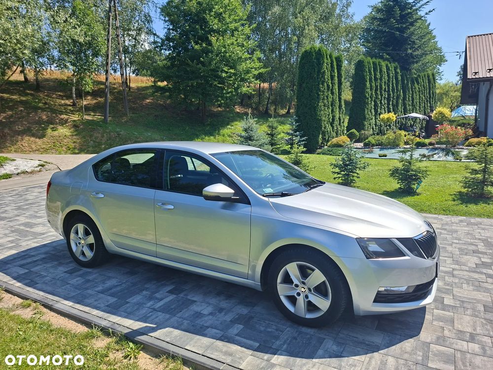 Skoda Octavia 1.4 TSI Ambition - 4
