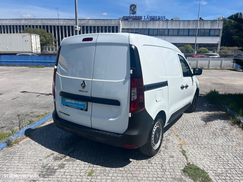 Renault Express 1.5 Blue dCi - 12