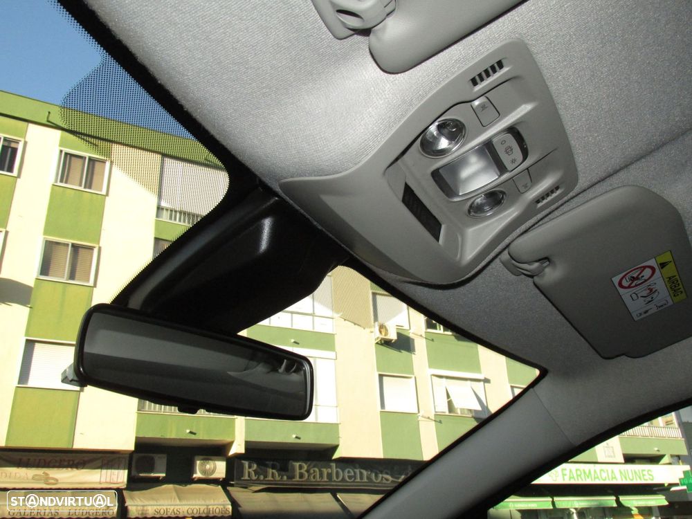 Citroën C3 1.2 PureTech Max EAT6 - 38