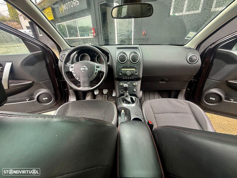 Nissan Qashqai 2.0 dCi Tekna Sport 18 - 33