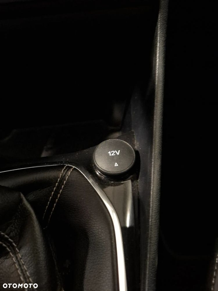 Ford Fiesta 1.0 EcoBoost S&S ACTIVE - 8