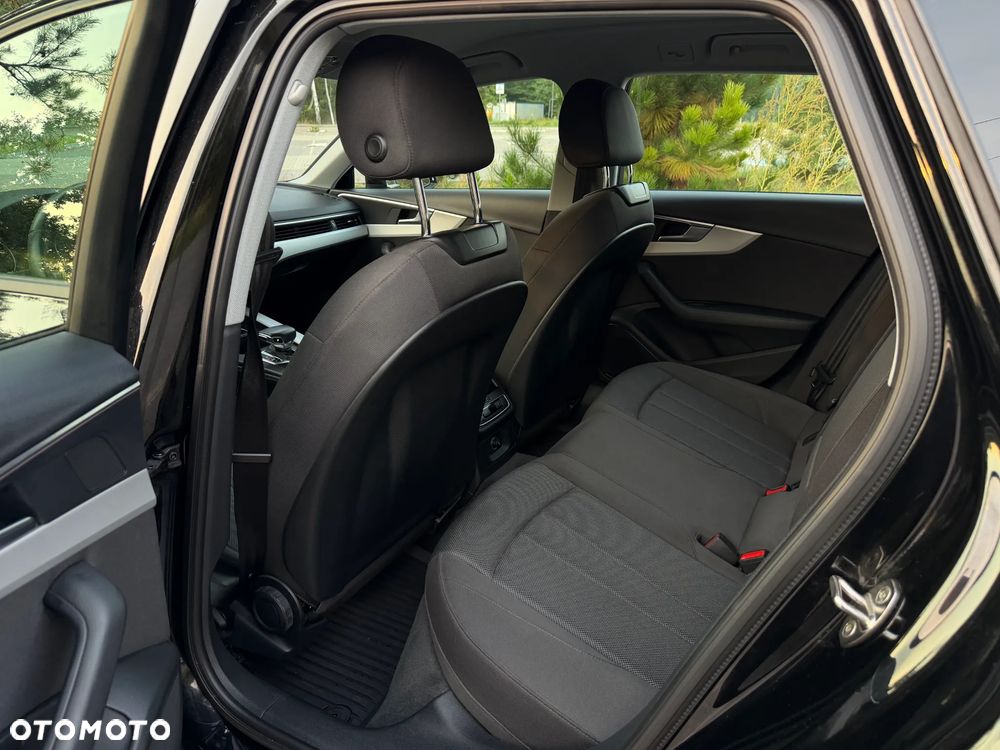 Audi A4 Avant - 11