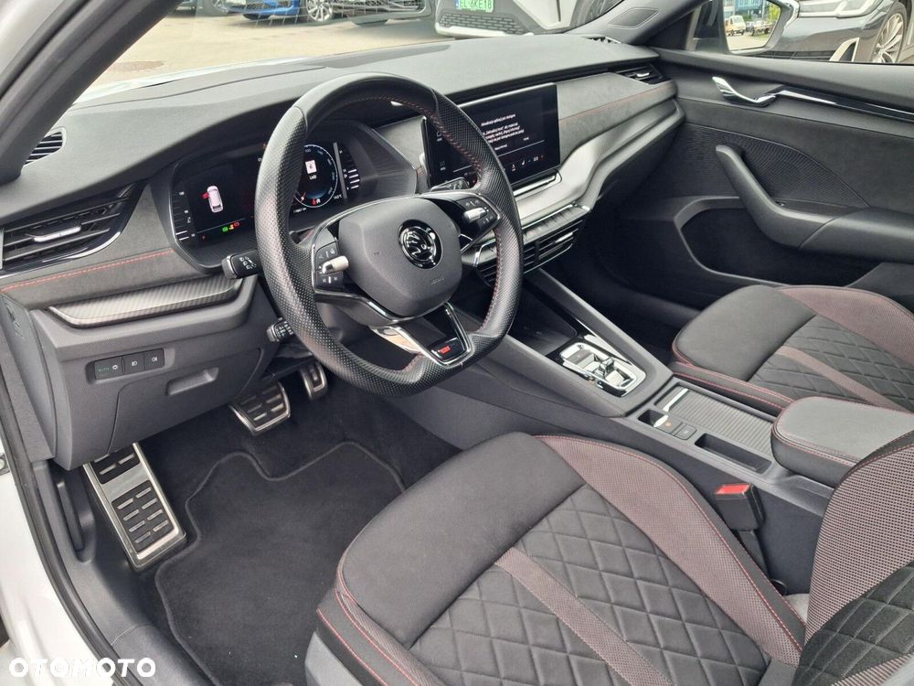 Skoda Octavia 2.0 TDI 4x4 RS DSG - 11