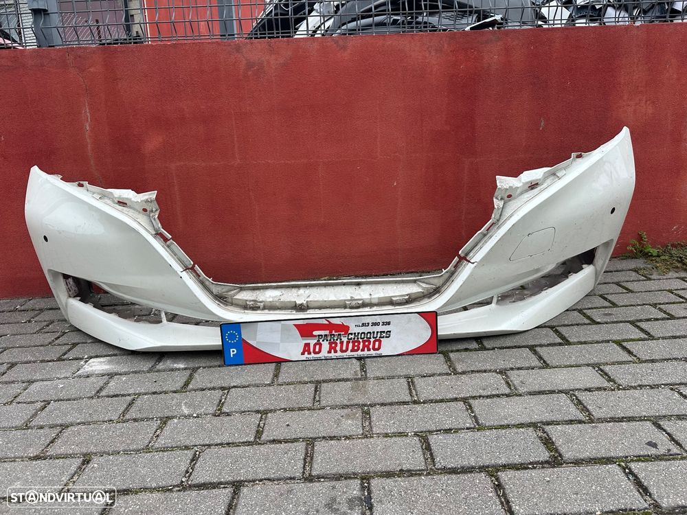 Parachoque nissan leaf - 1