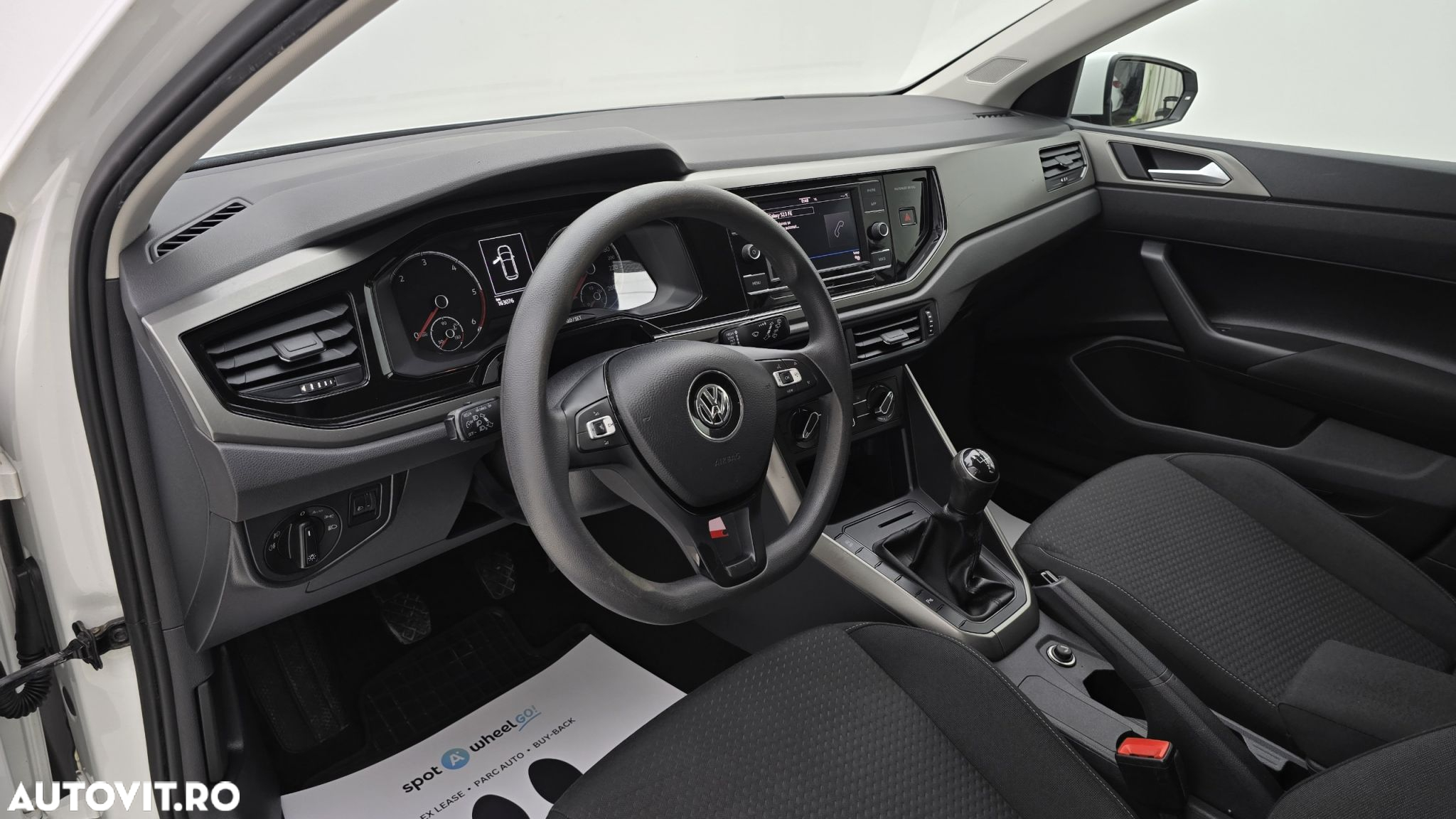 Volkswagen Polo 1.6 TDI Comfortline - 13