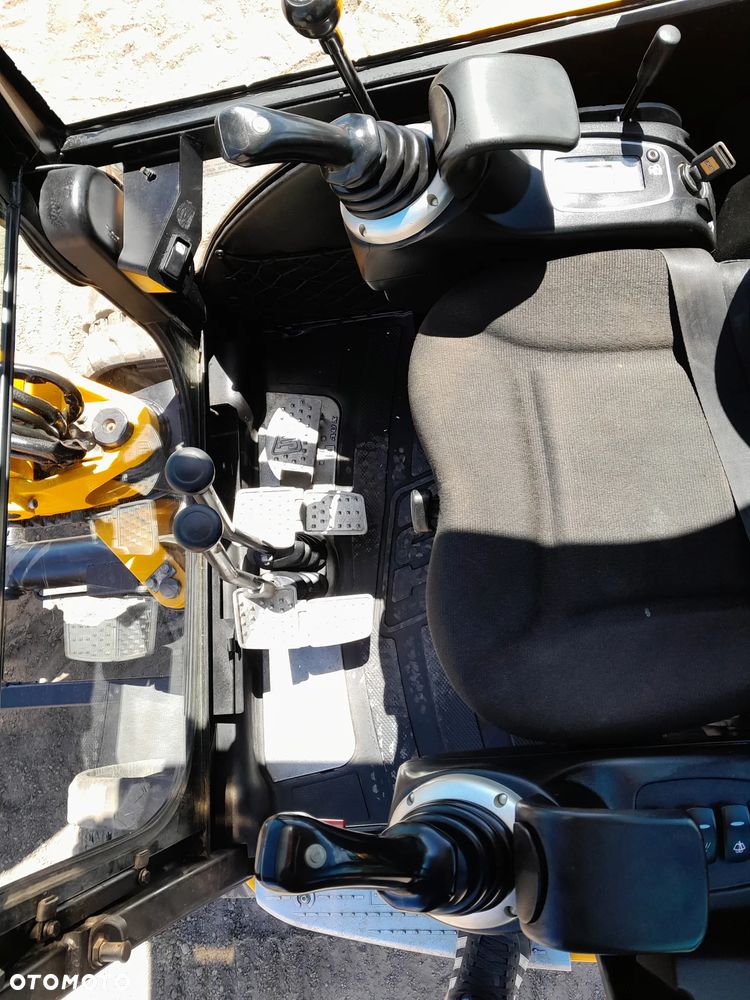 JCB 8026 2021R - 22