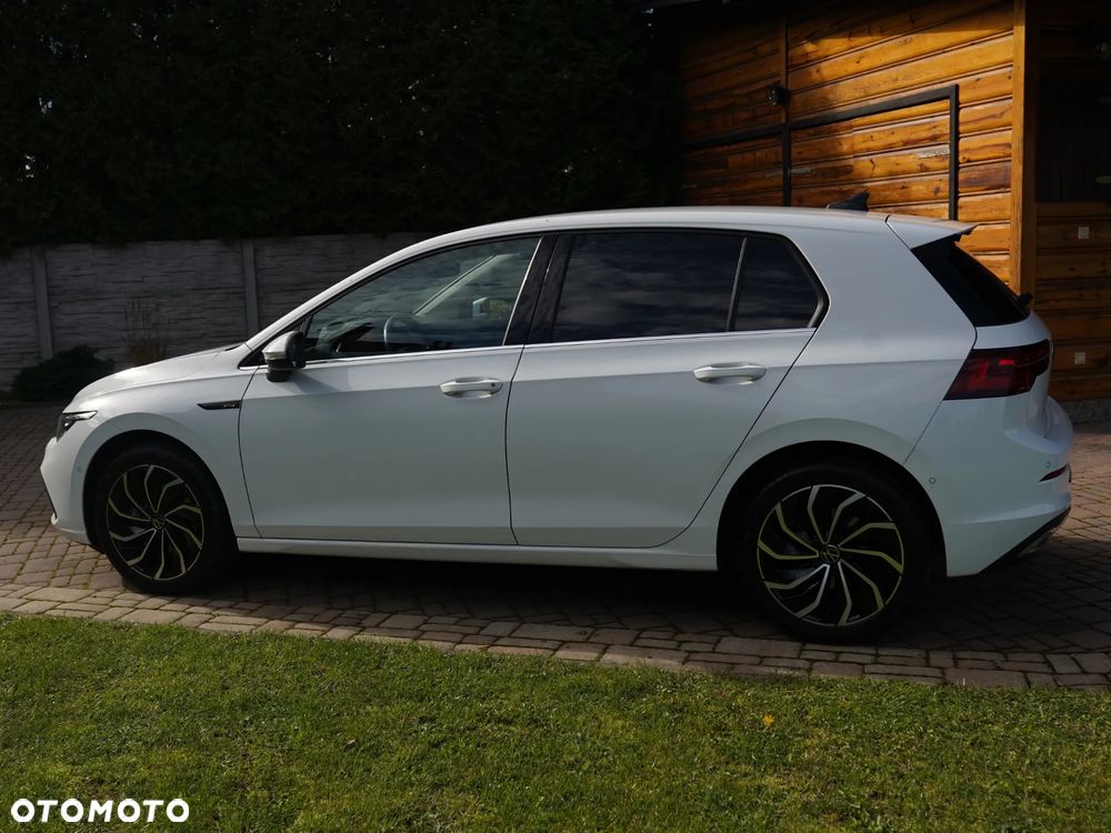 Volkswagen Golf 1.5 eTSI Style DSG - 14