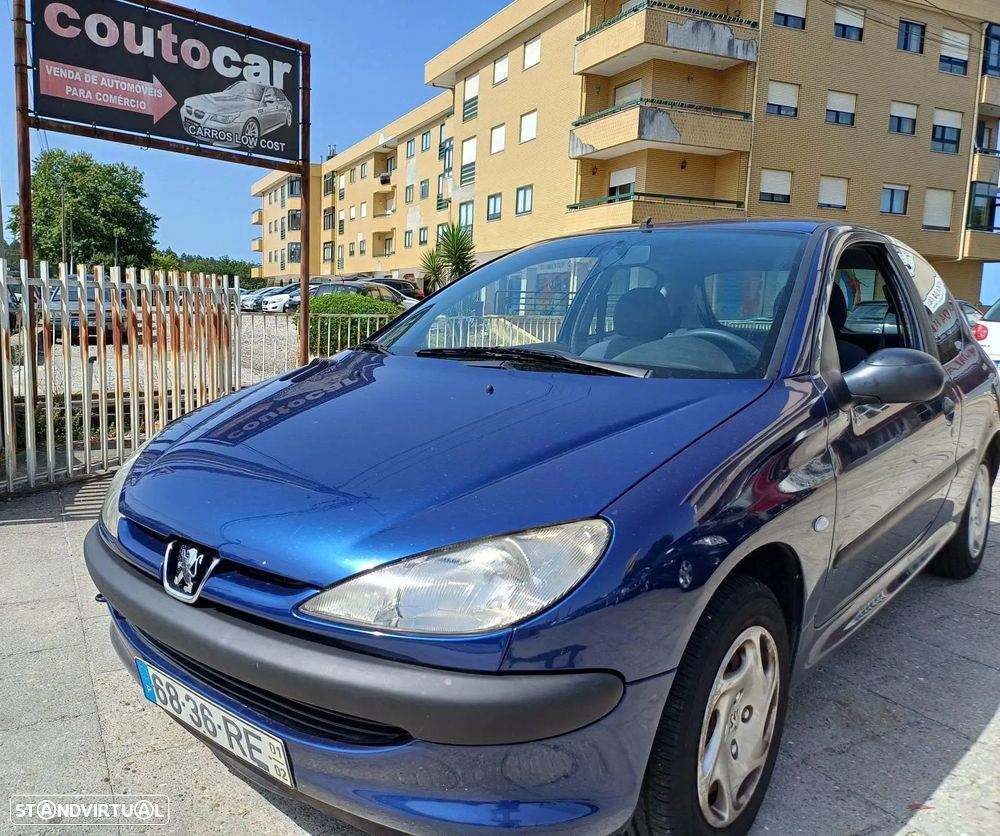 Peugeot 206 - 1
