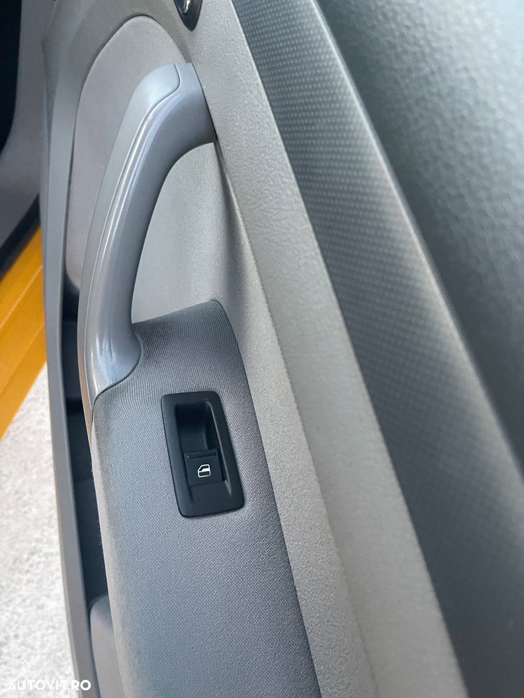 Volkswagen Caddy 1.9 TDI DPF Life Family (5-Si.) - 25