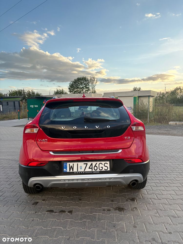Volvo V40 2017 photo 3