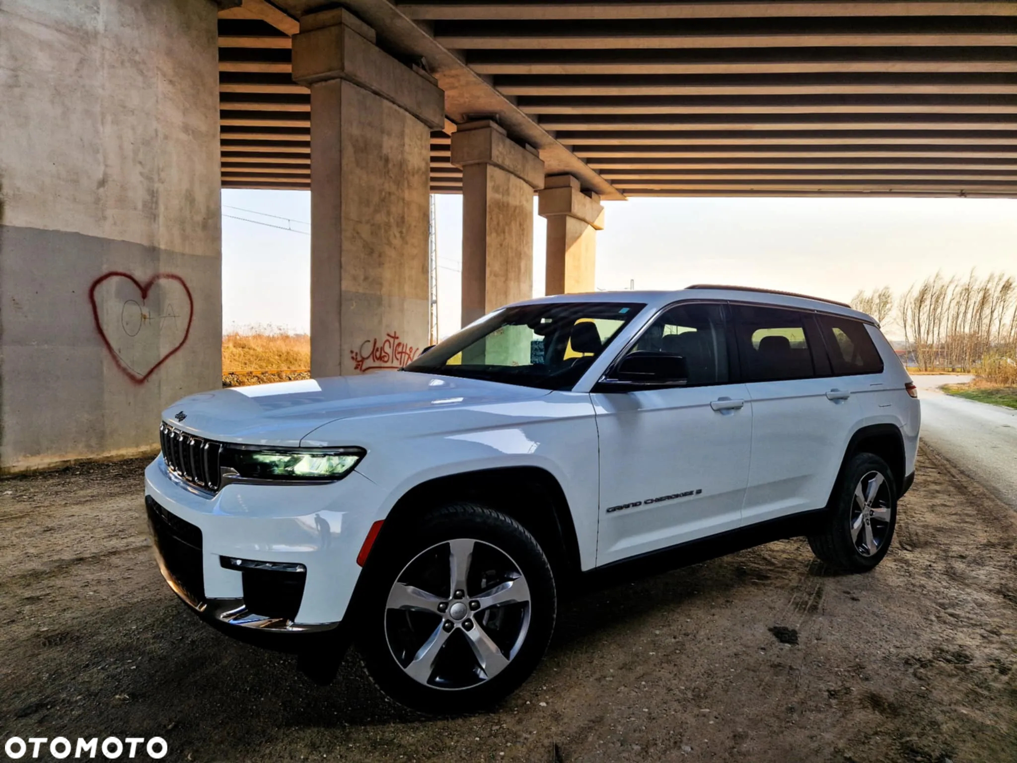 Jeep Grand Cherokee - 2