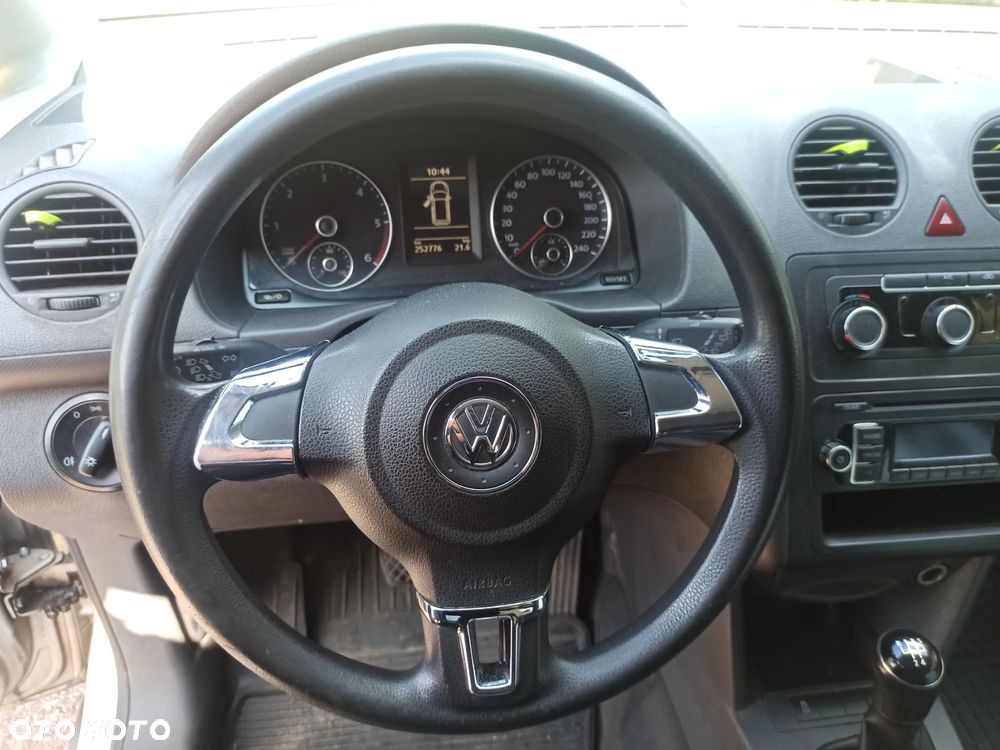 Volkswagen Caddy - 2