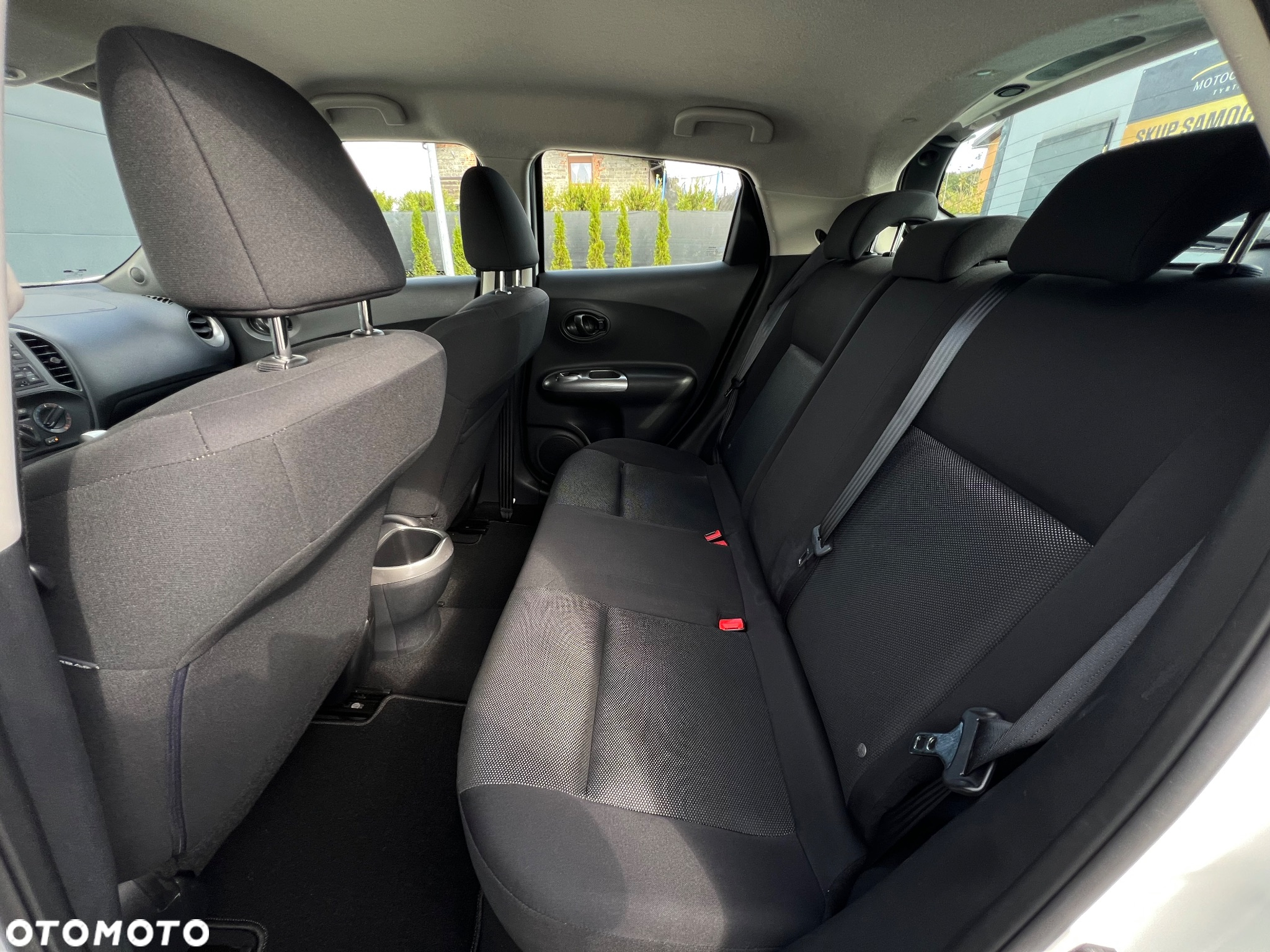 Nissan Juke 1.6 Visia - 34