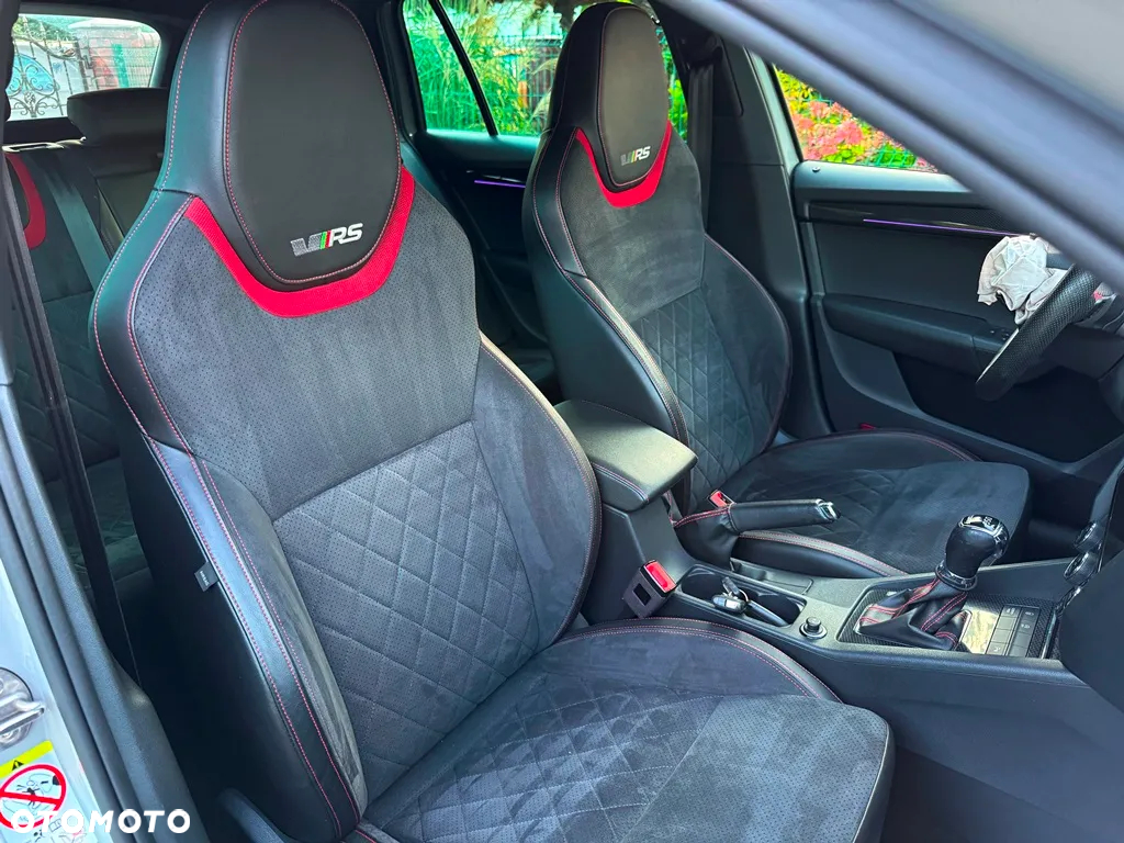 Skoda Octavia Combi 2.0 TSI DSG RS First Edition - 25