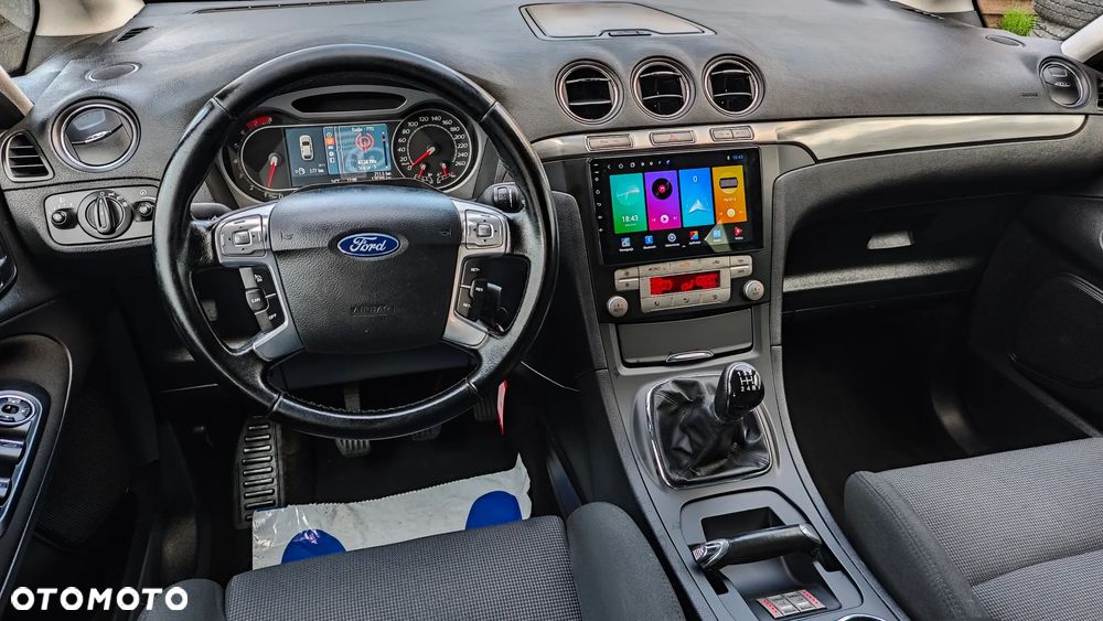 Ford S-Max 2.0 Titanium - 15