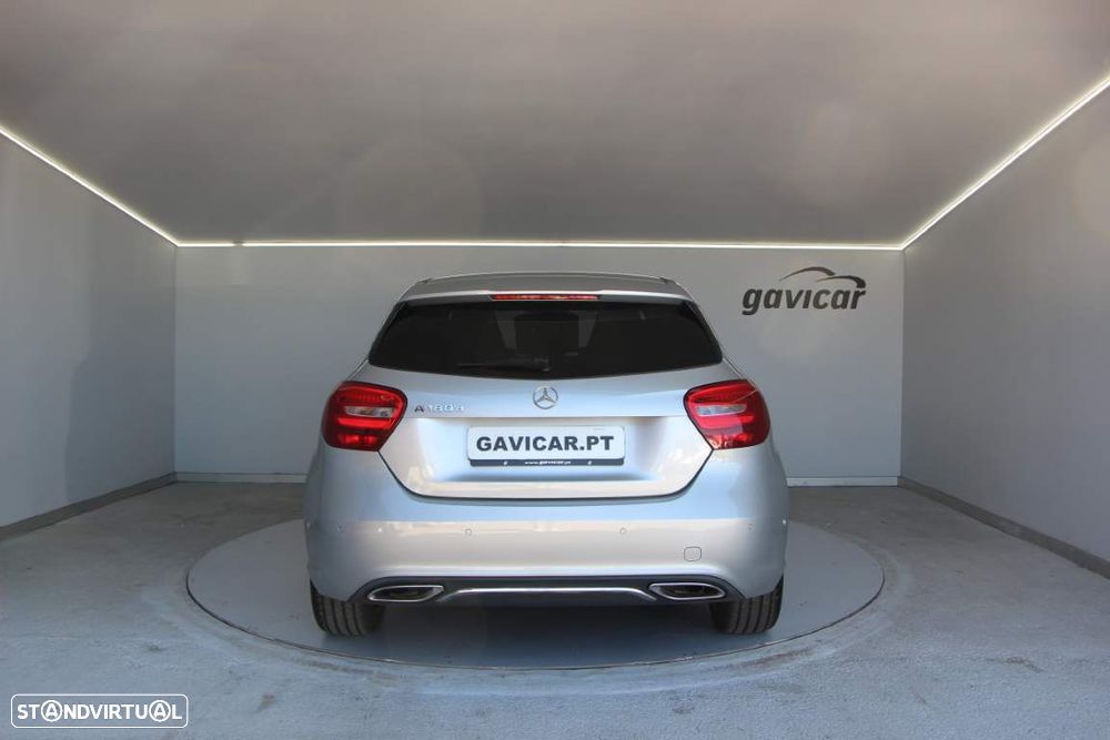 Mercedes-Benz A 180 d Urban - 13