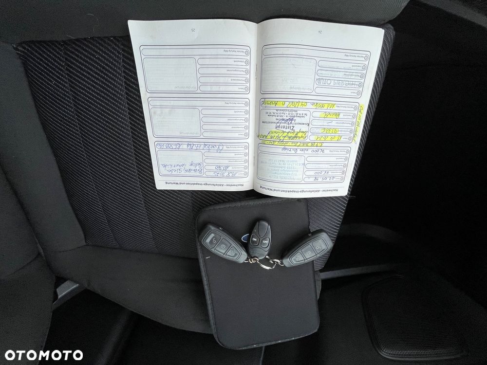 Ford S-Max - 16