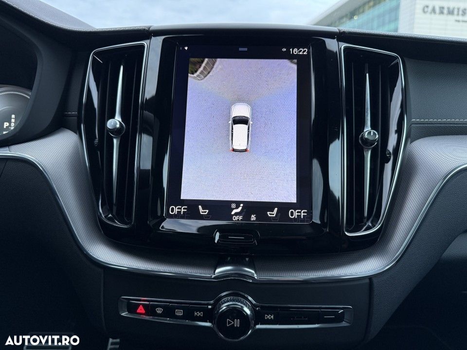 Volvo XC 60 T8 AWD Geartronic Polestar Engineered - 26