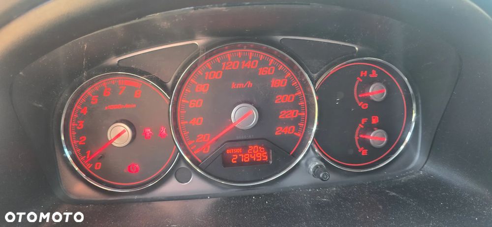 Honda Stream 2.0i ES - 24