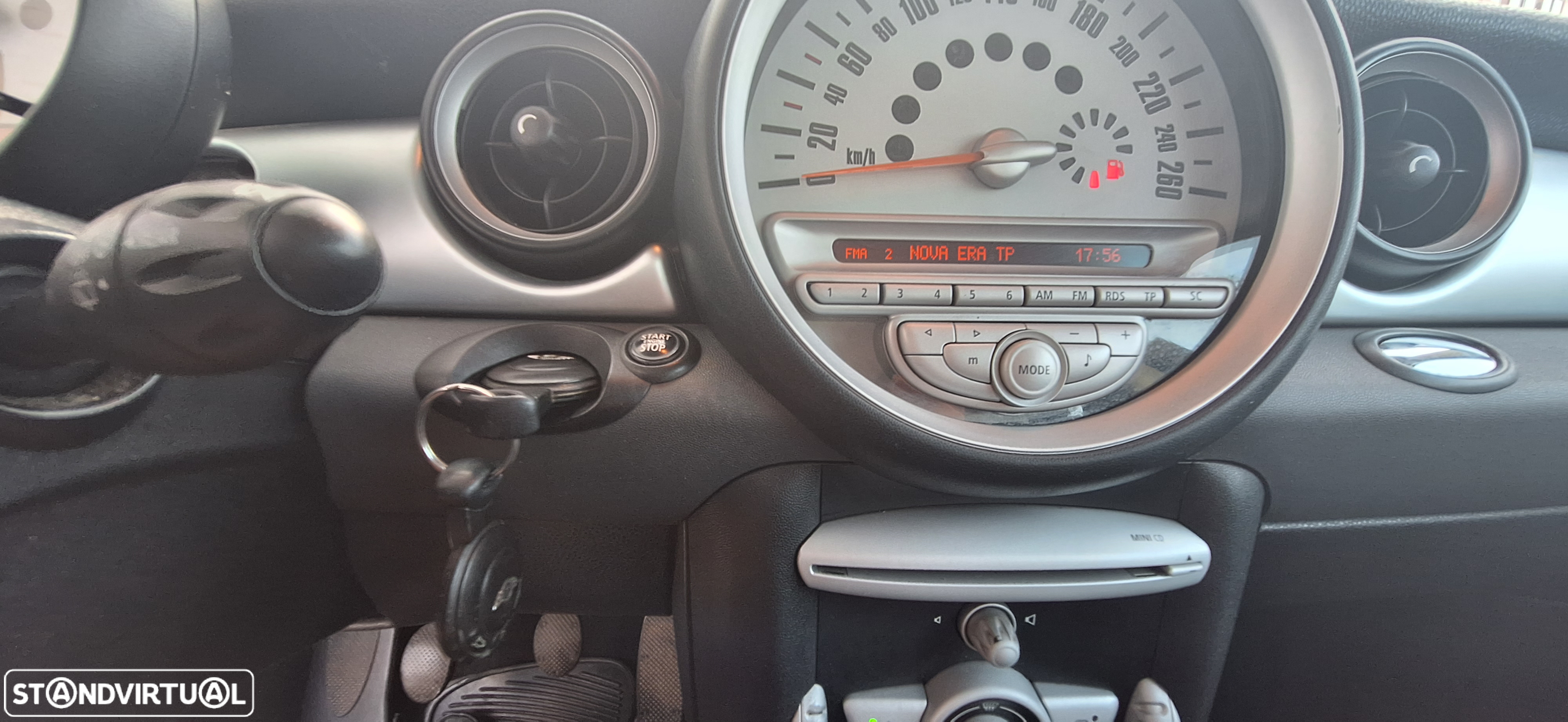MINI 3 Portas Cooper D - 19