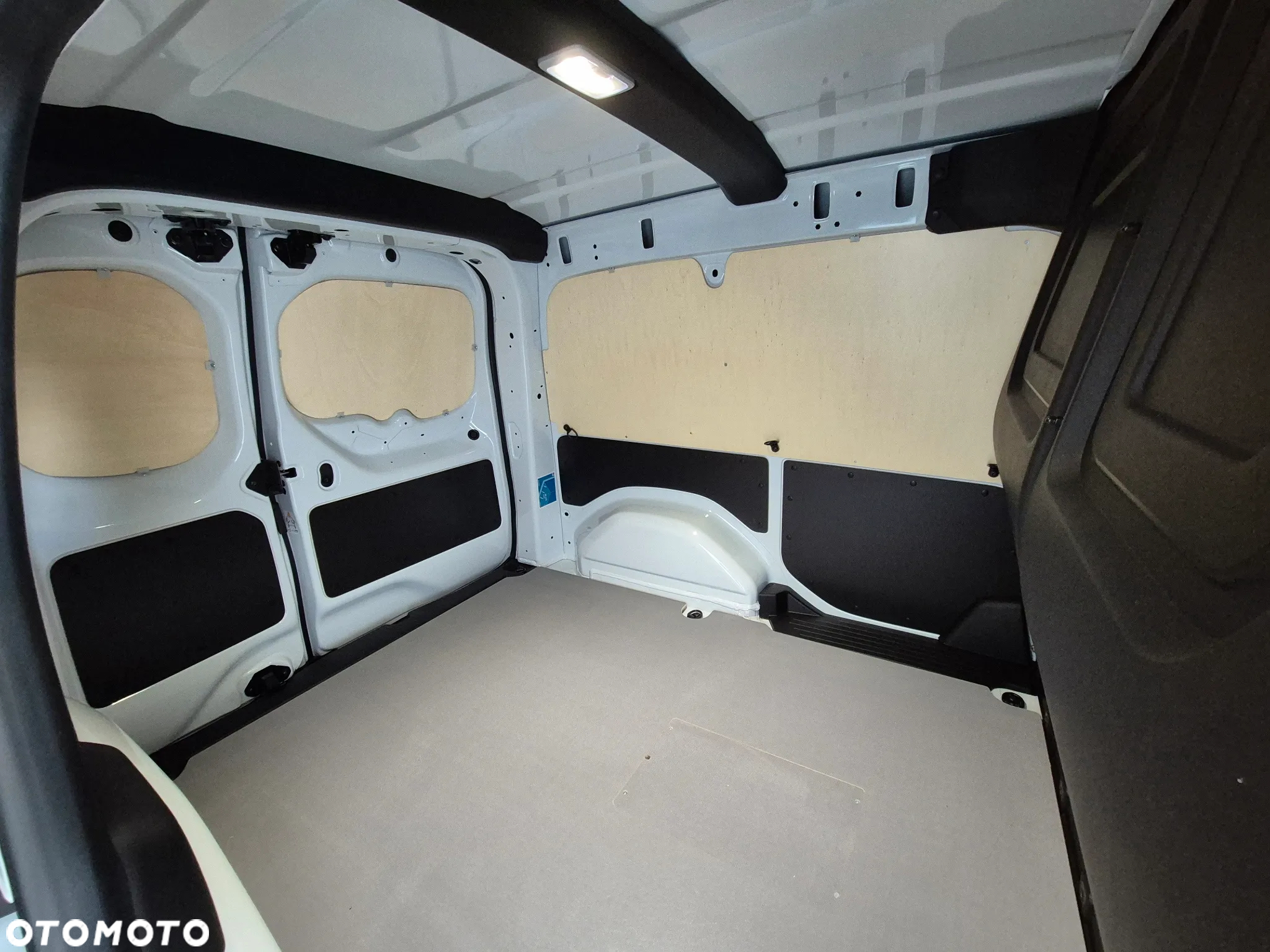 Nissan Townstar - 10