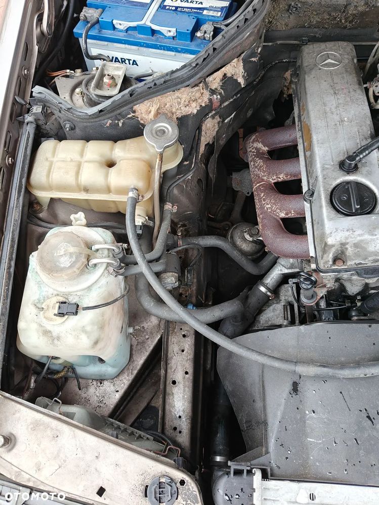 Mercedes-Benz W124 (1984-1993) - 29