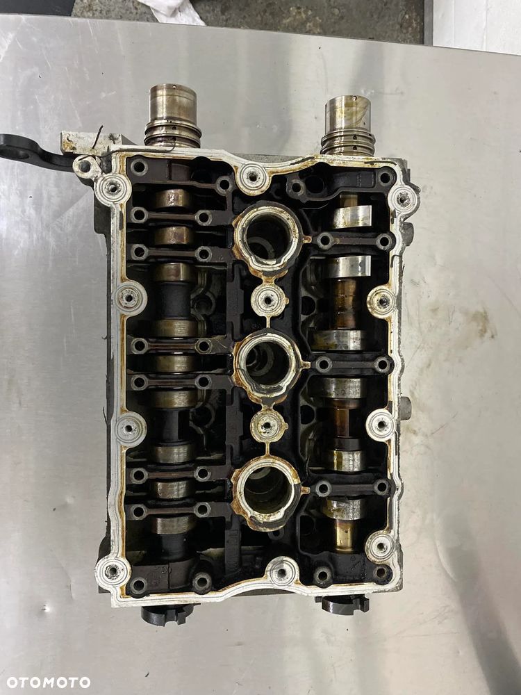 AUDI A4 B6 GŁOWICA LEWA KOMPLET 06C103373 E - 1