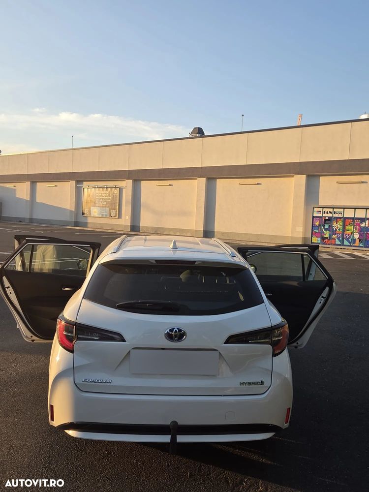Toyota Corolla 1.8 HSD Dynamic - 23