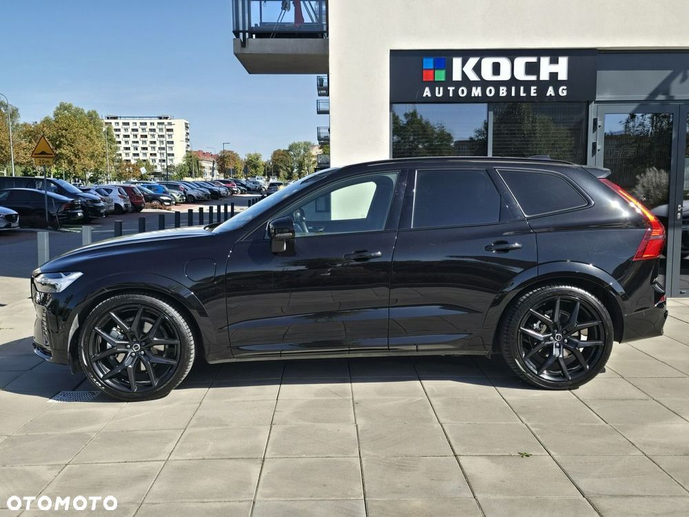 Volvo XC 60 T8 AWD Ultra Black Edition - 2