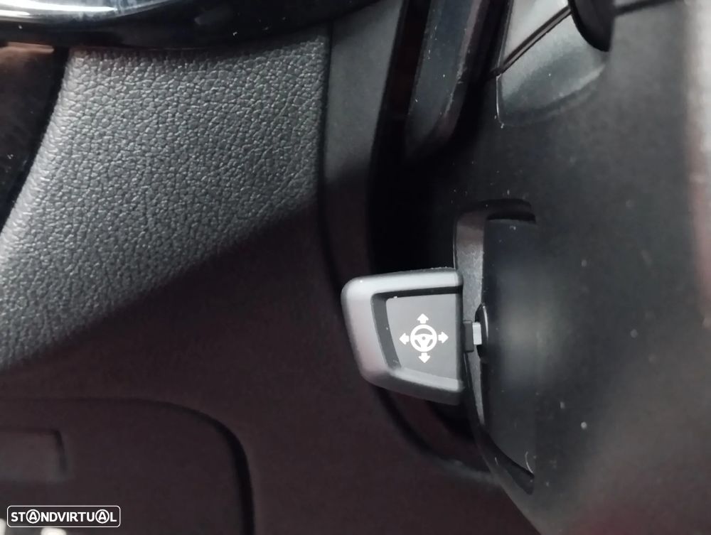 BMW 520 e Pack M - 24