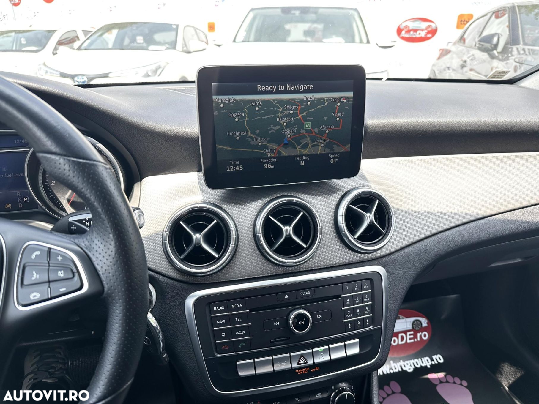 Mercedes-Benz CLA - 11