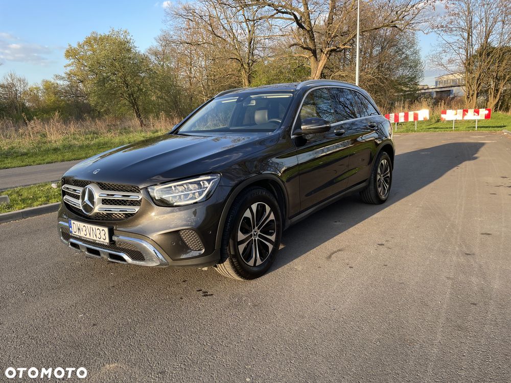Mercedes-Benz GLC 200 d 4-Matic Business Edition - 2