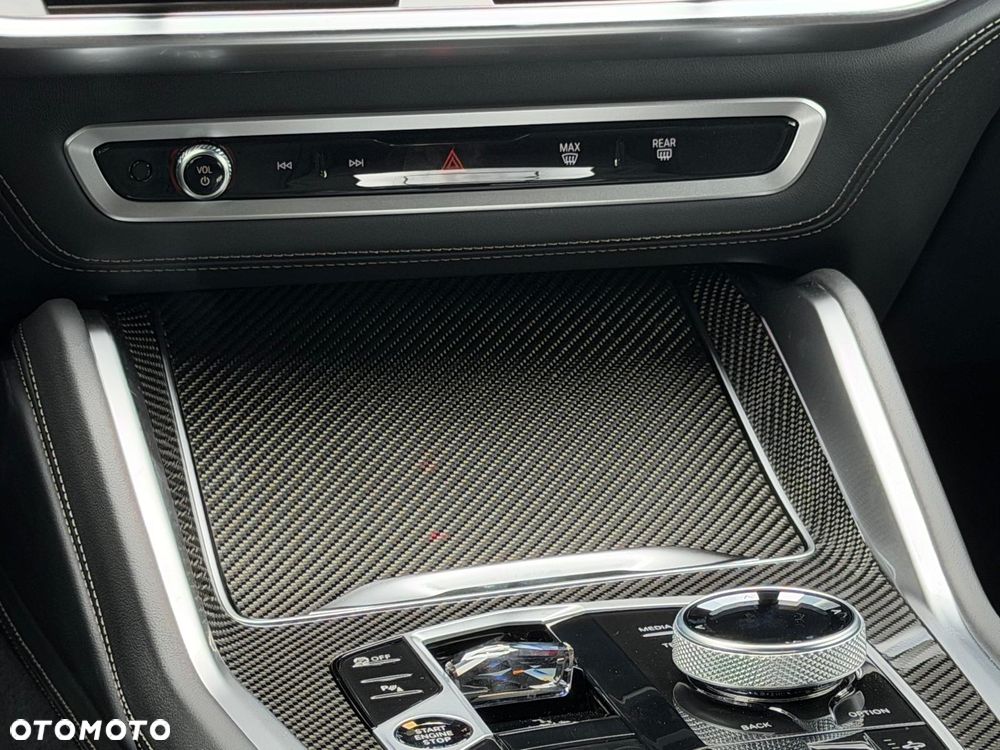 BMW X6 xDrive40i mHEV sport - 23