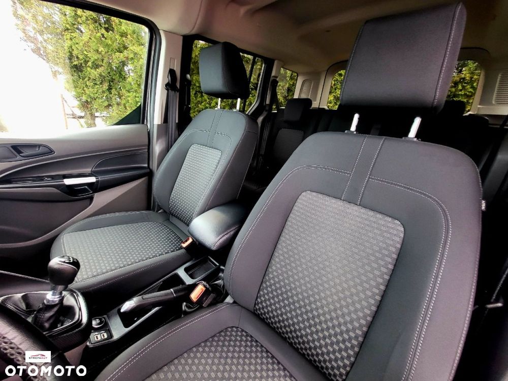 Ford Tourneo Connect - 11
