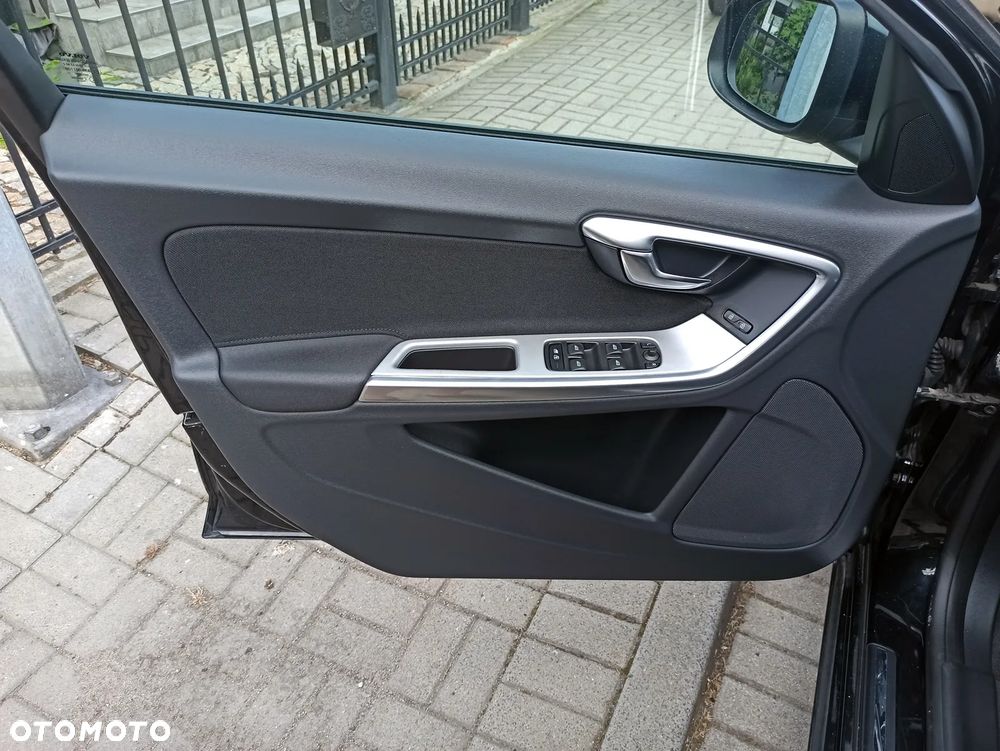 Volvo S60 D3 - 36