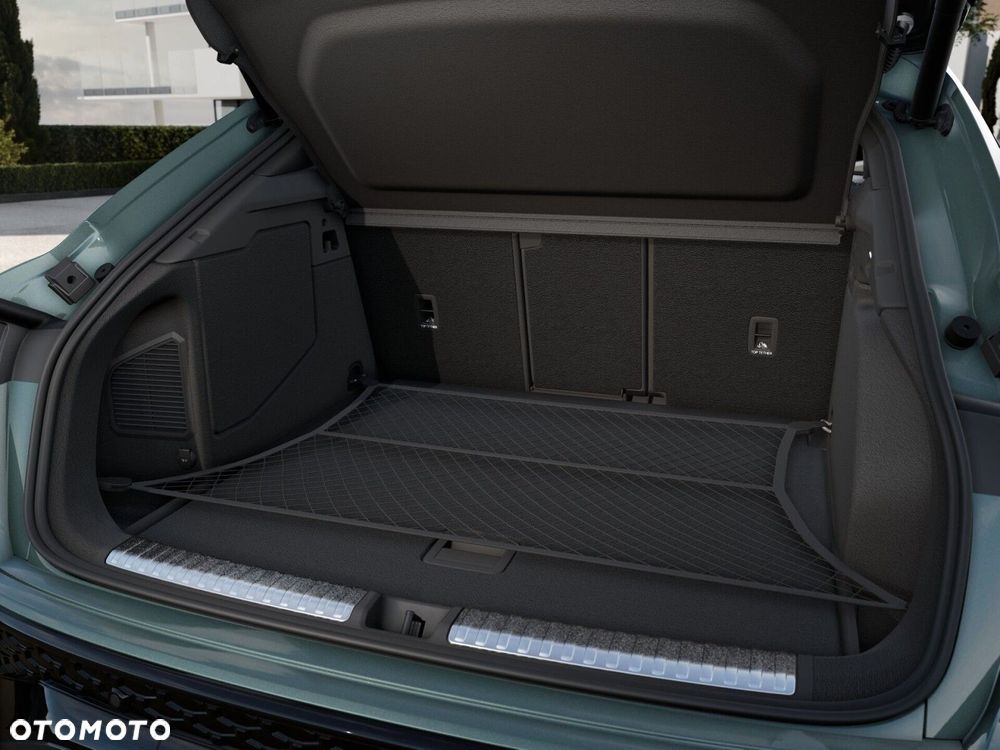 Audi Q3 Sportback - 9