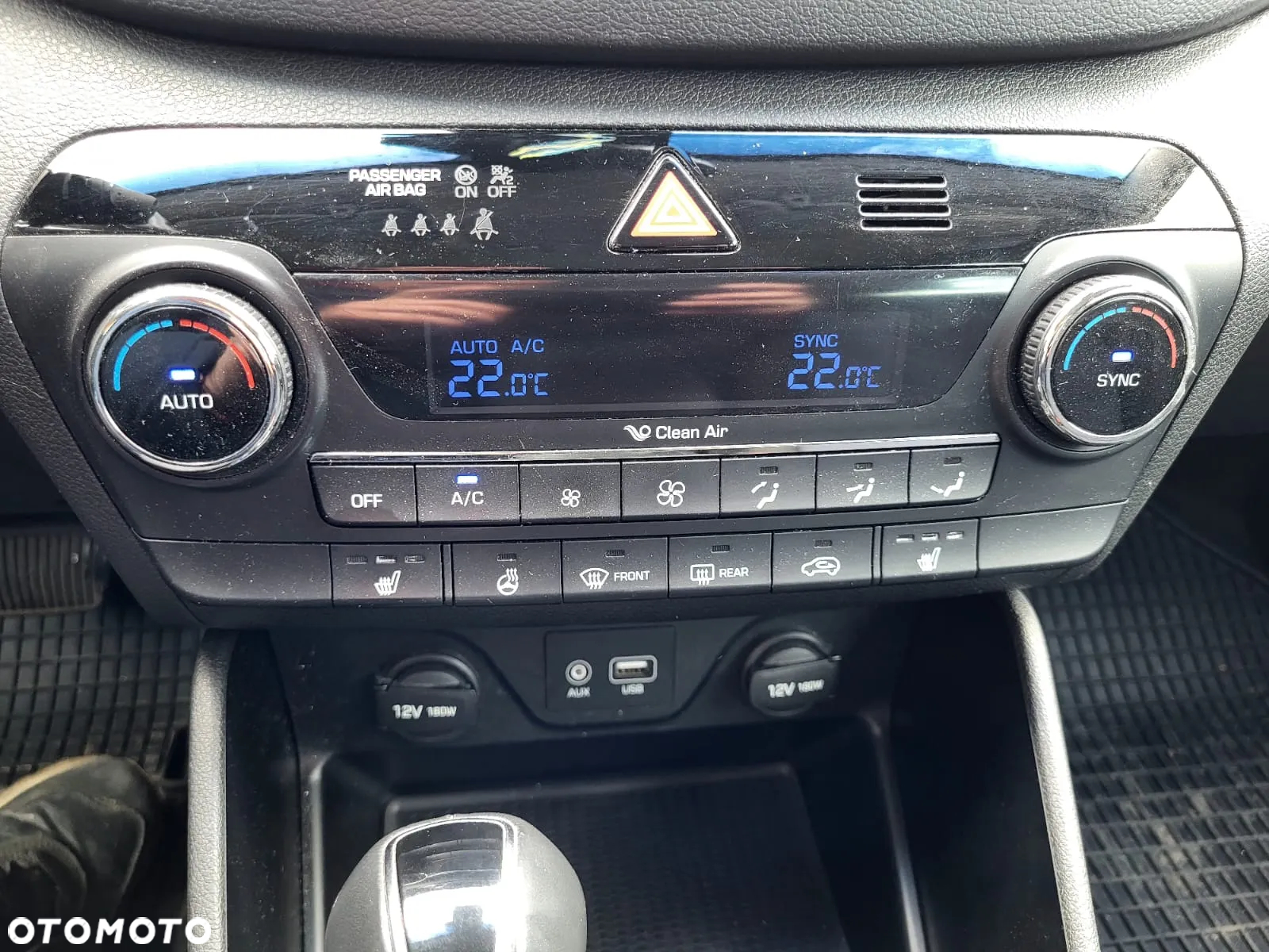 Hyundai Tucson 2.0 CRDi 4WD Automatik Advantage - 27