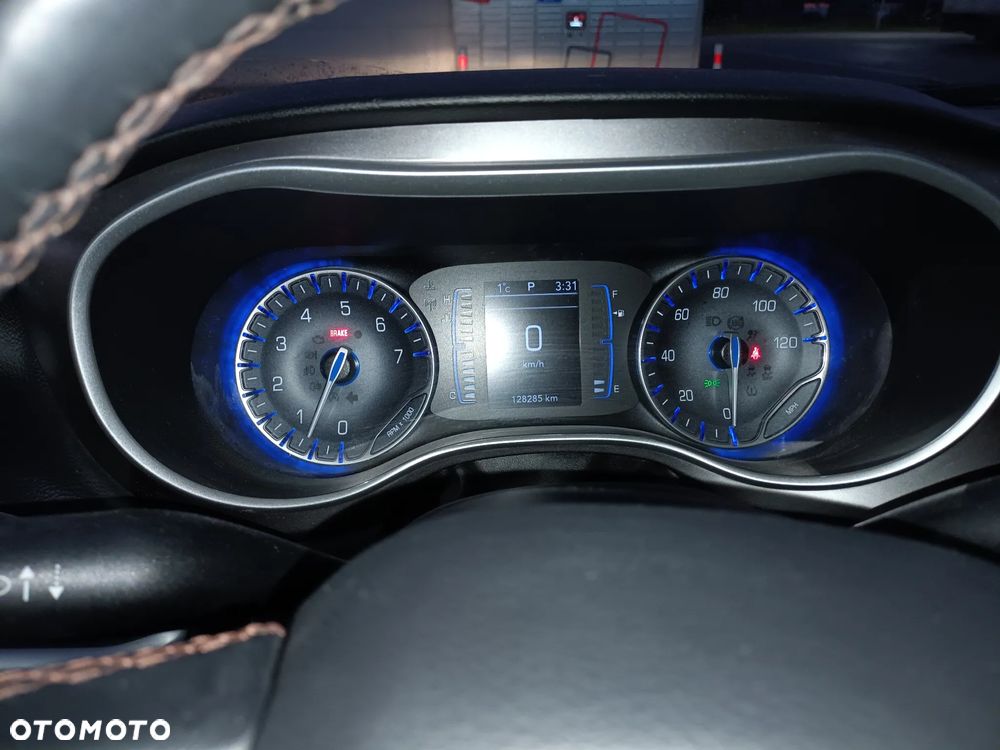 Chrysler Pacifica - 4