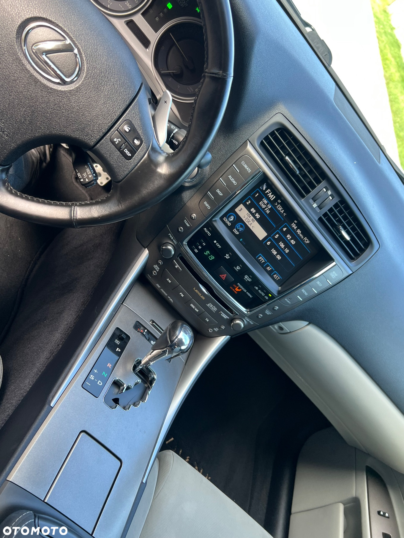 Lexus IS - 24