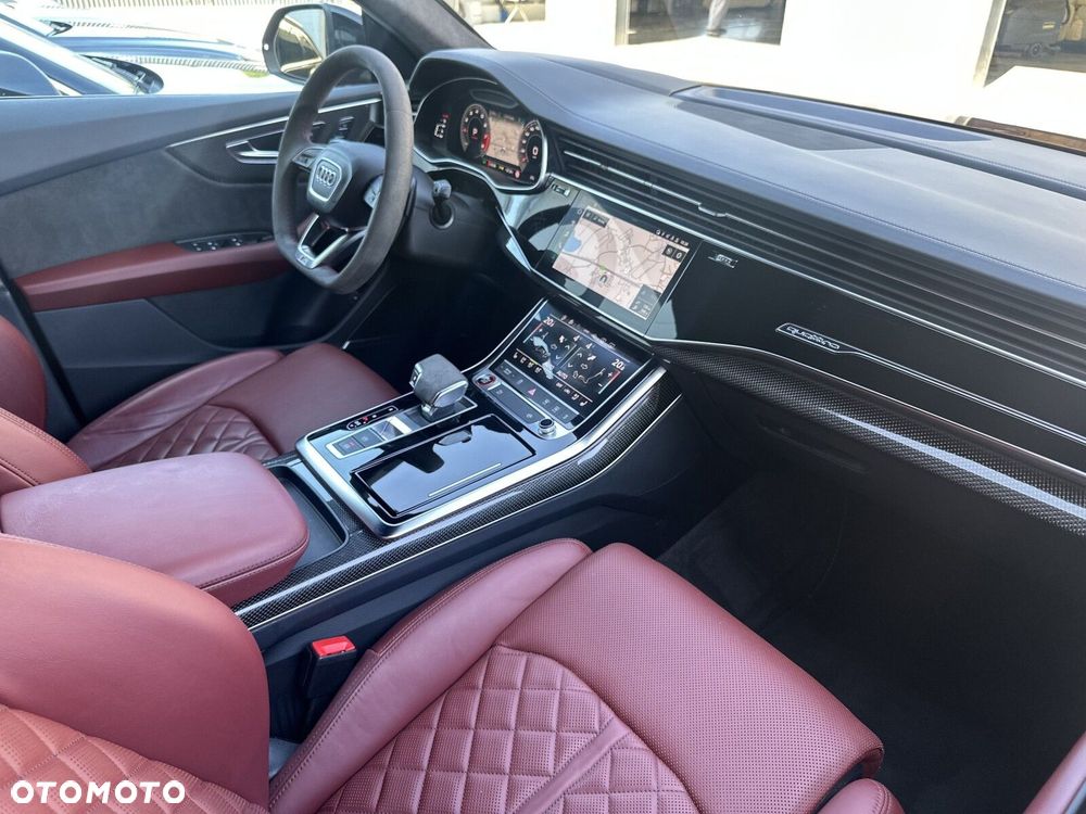 Audi SQ8 - 10
