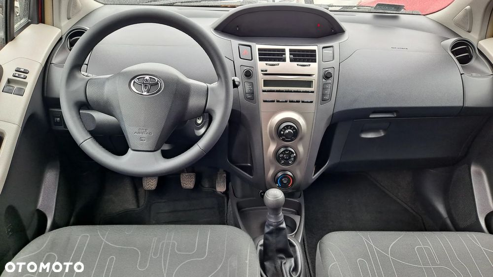 Toyota Yaris 1.0 VVT-i - 13