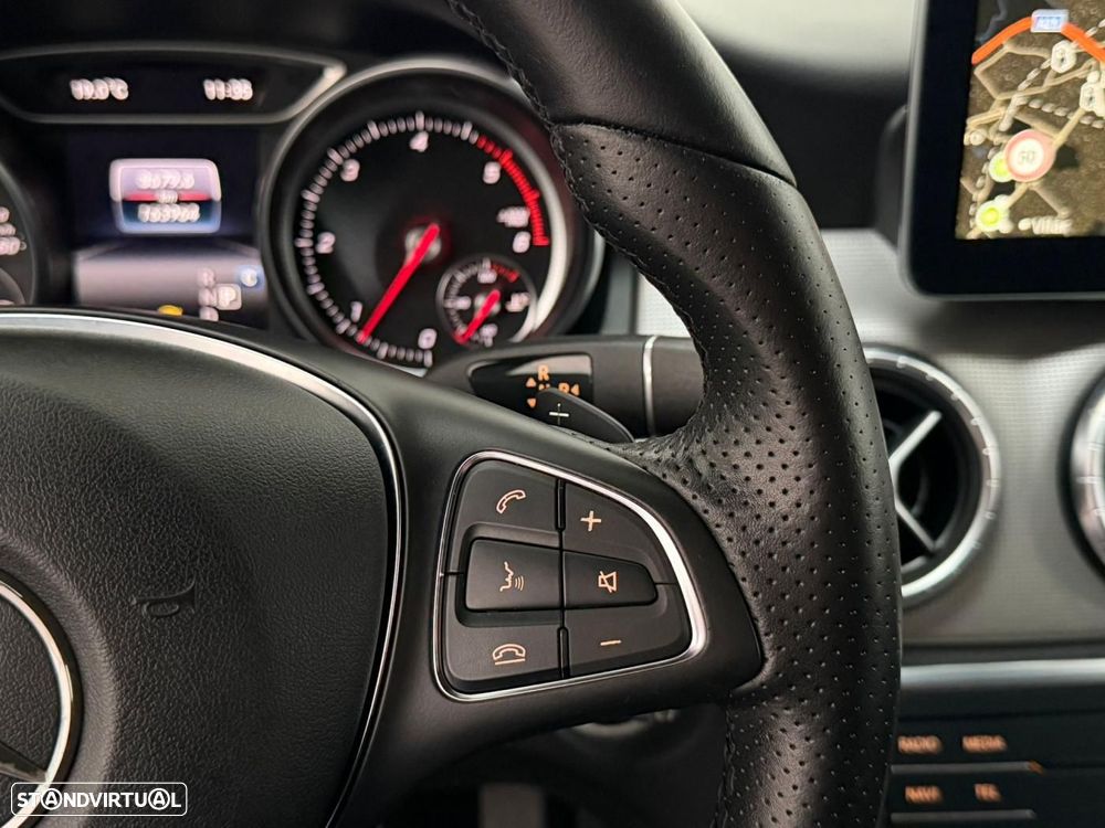 Mercedes-Benz CLA 200 - 18