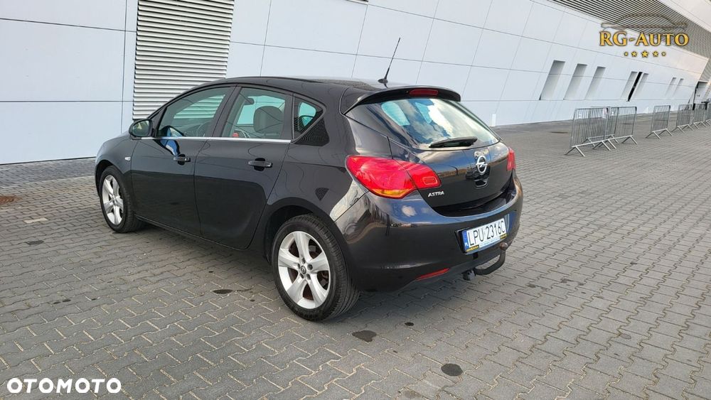 Opel Astra - 12