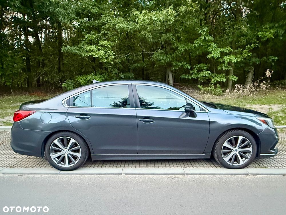 Subaru Legacy - 3