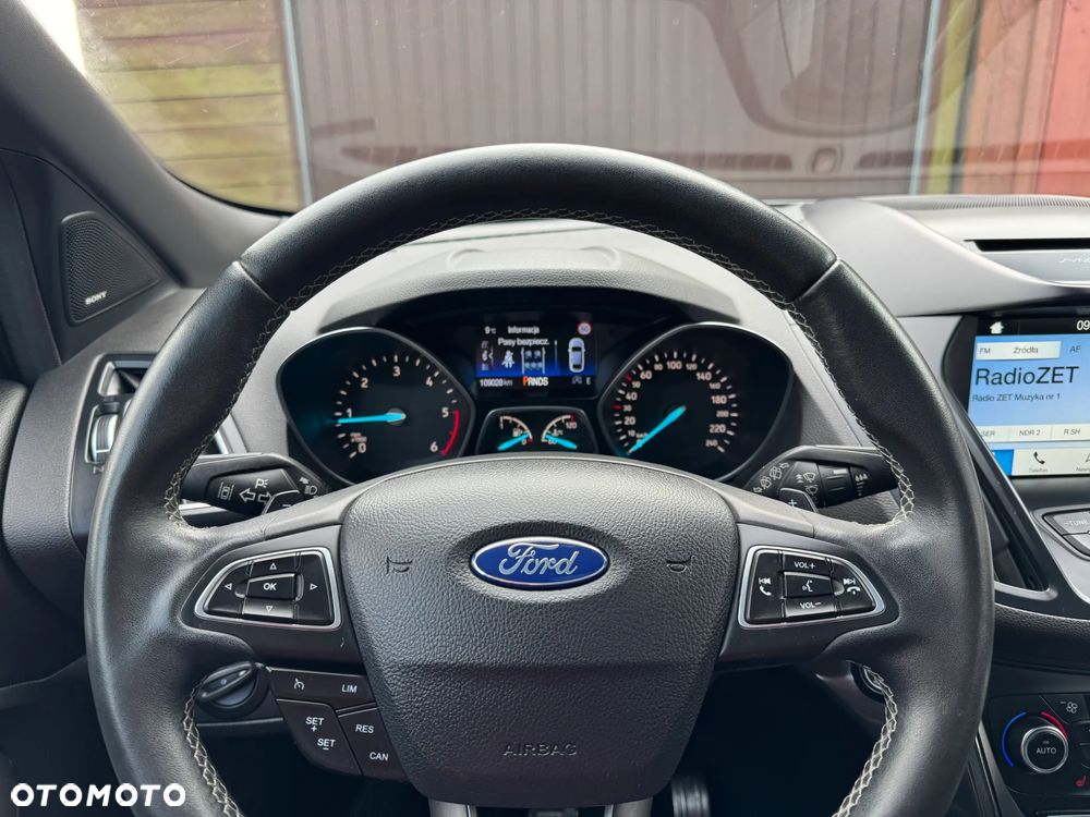 Ford Kuga 2.0 TDCi 4x4 ST-Line - 18